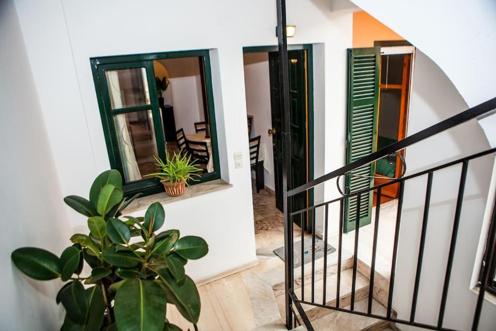 City Center, Sea View Apartment, Amelia! Anemomylos Exterior photo